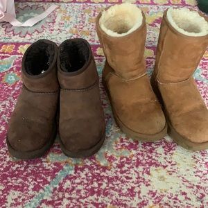 2 pairs of UGGS